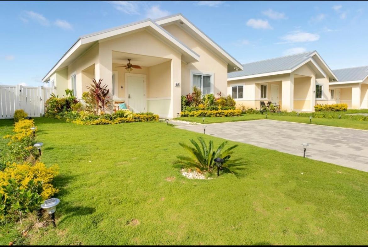 Natty'S Cozy Beach House In Hanover Jamaica ルーシー エクステリア 写真